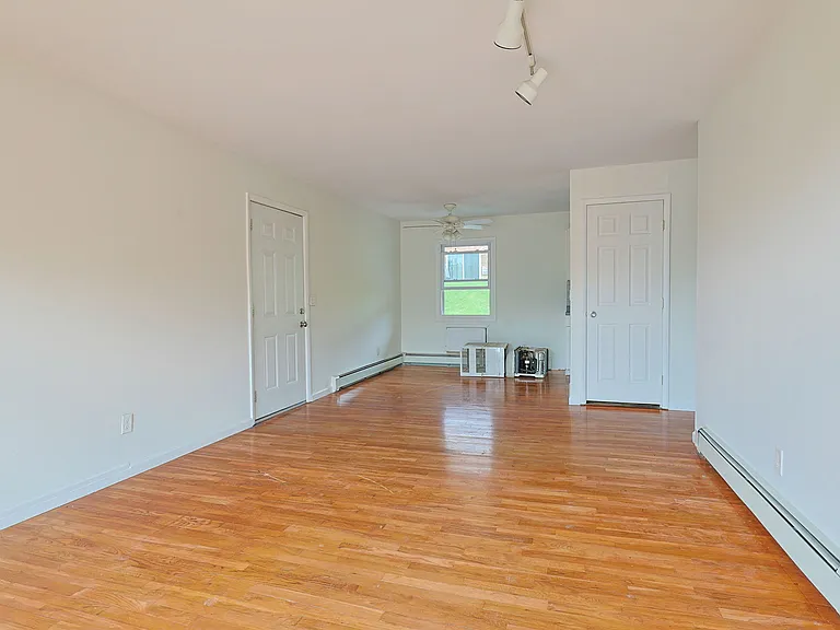 6 Alpine Dr #E — Photo 6