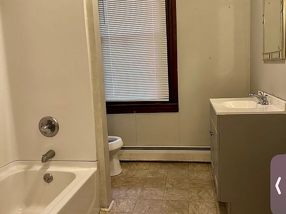 2nd image of 816 Church St Floor 2