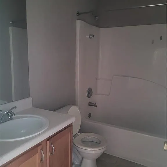 748 Georgetown Ct — Photo 4