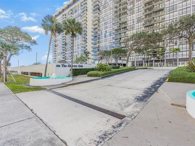 600 NE 36th St APT 414, Miami, FL, 33137