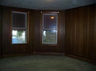 135 Haffards St APT 1, Fall River, MA 02723