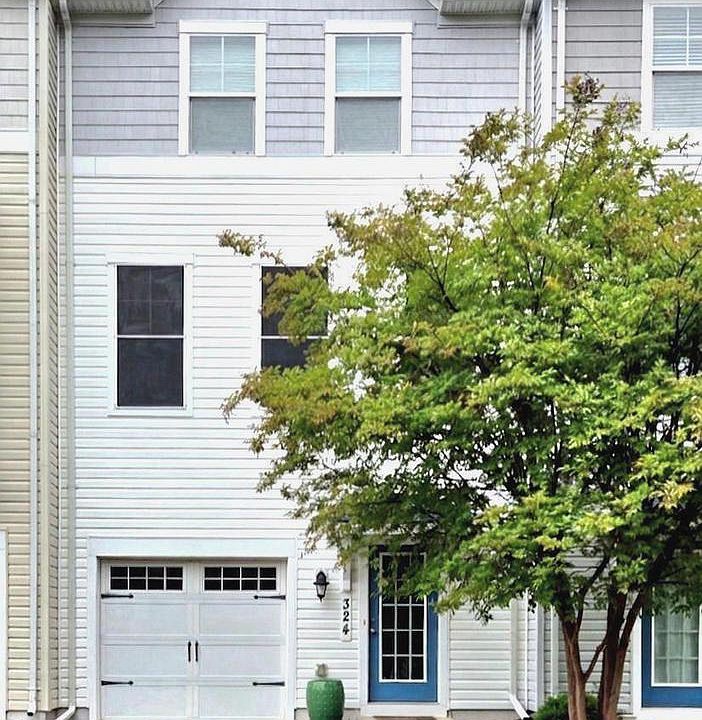 1st image of 324 Shipyard Dr #83