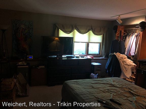 4th image of 4457 152nd Ln NE