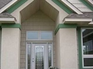 28671 Bayshore Dr NW, Isanti, MN 55040