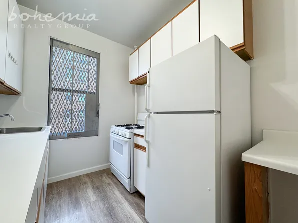 910 Riverside Drive image 3 of 7