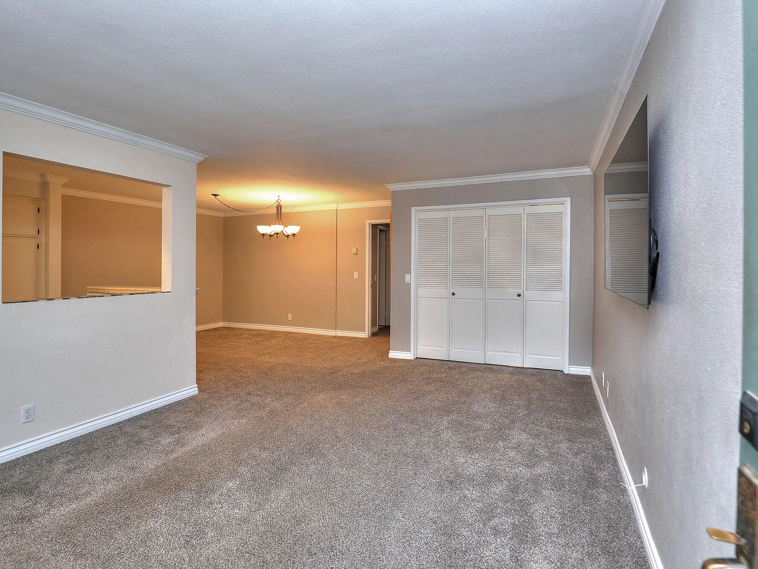 3663 San Remo Dr — Photo 2