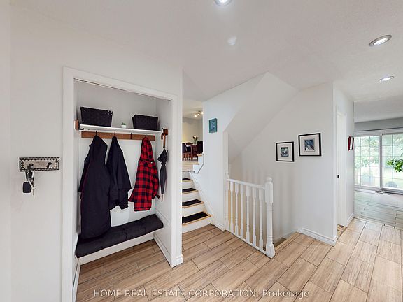 3rd image of 111 Diane Dr