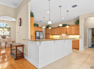 19 Lakeside Pl W, Palm Coast, FL 32137