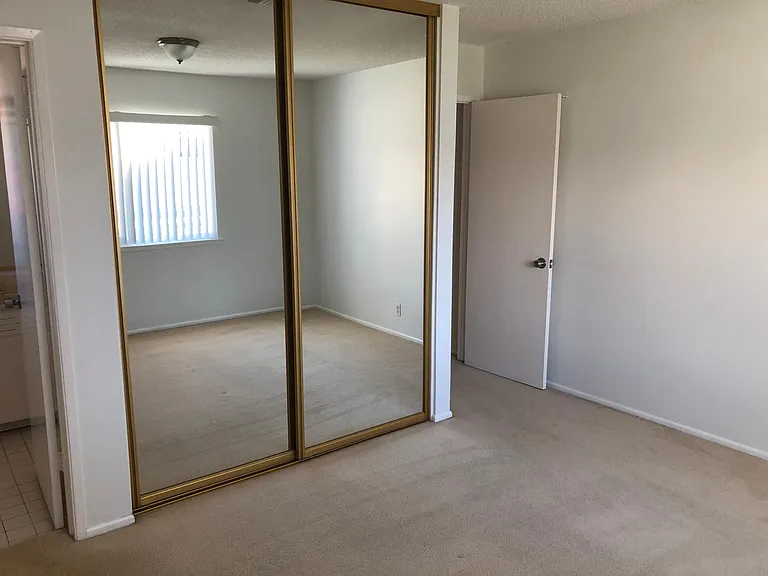 2206 Crestline Dr — Photo 9