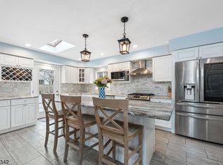 48 Old Glen Rd, Morristown, NJ 07960