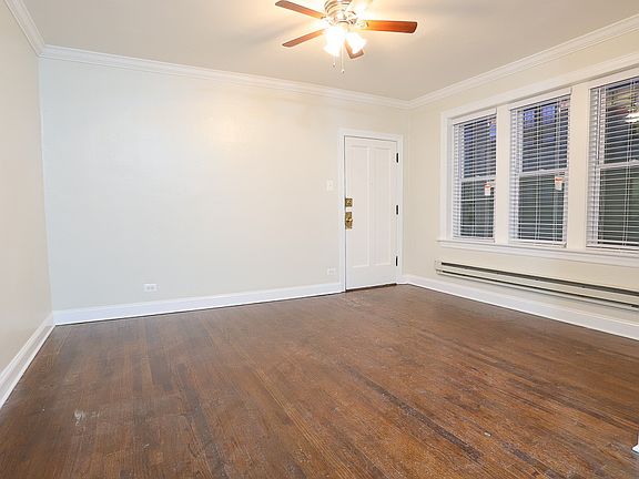 5th image of 3817.5 N Greenview Ave #E3