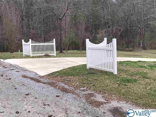2nd image of 60 Sherrie Ln