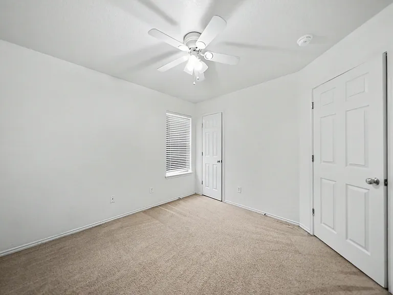 1123 Marlee Cir — Photo 16