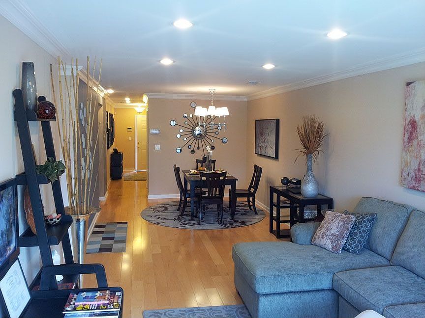 1st image of 12216 Powells Cove Blvd
