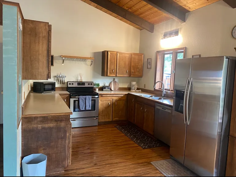 154 Pine Ct — Photo 22