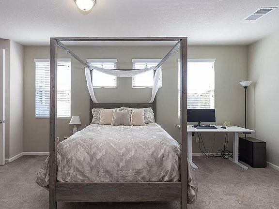5th image of 521 Aspen Pl