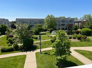 677 Metacom Ave Unit 61, Bristol, RI 02809
