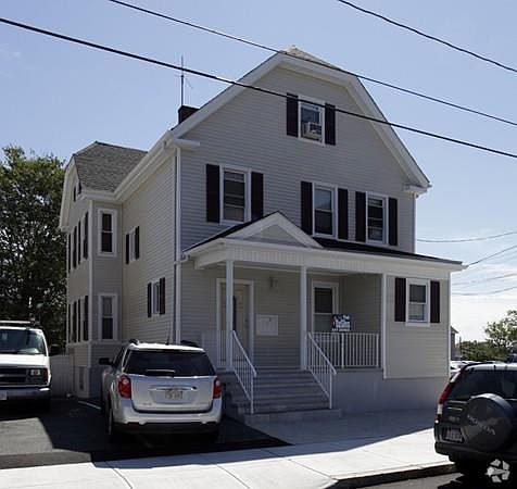 2nd image of 309 Hanover St APT 1