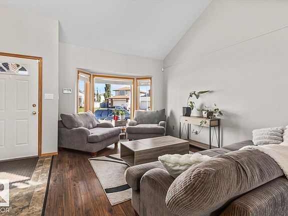 5th image of 8015 158th Ave NW