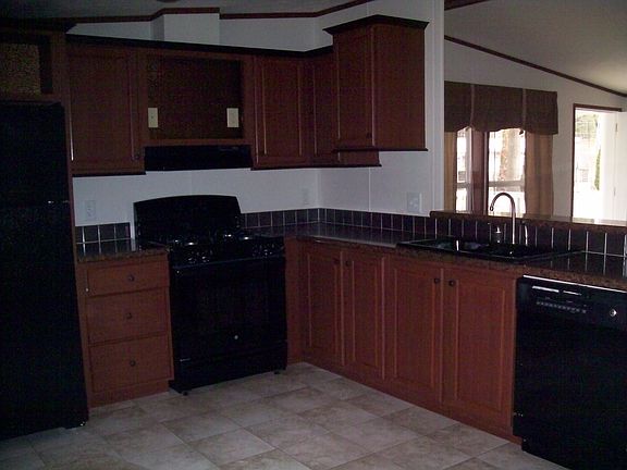 2nd image of 309 Greenfield Ave Trlr 31