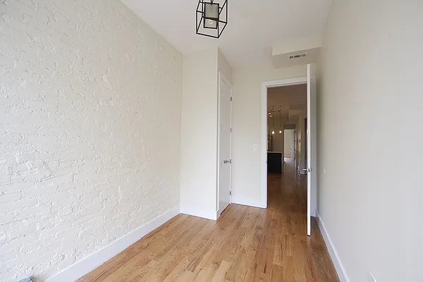 Rented by Brooklyn Group | media 24