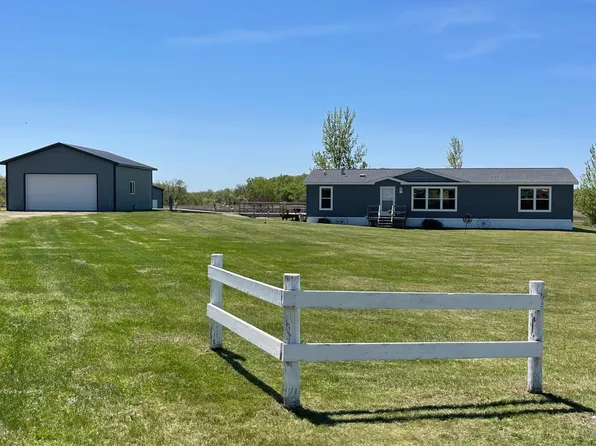 41094 County Highway 16, Battle Lake, MN 56515