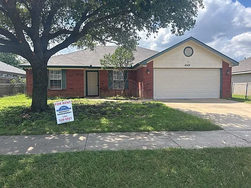 4507 Lonesome Dove Dr Photo 1