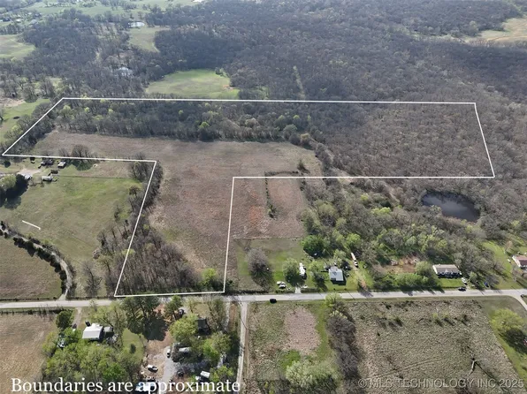 8576 S 4300th Rd, Adair, OK 74330