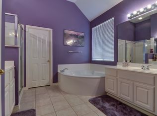 23708 Alpine Rdg, San Antonio, TX 78258