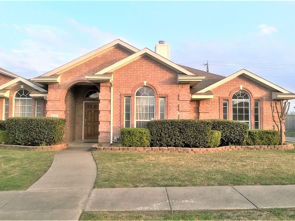 1st image of 2106 Oak Meadow Cir