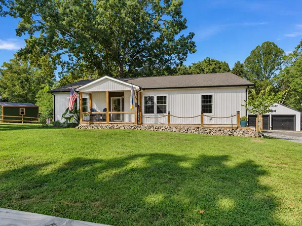 502 Ridgelake Rd, Goodview, VA 24095