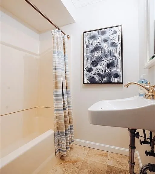603 Thames St #1 — Photo 37