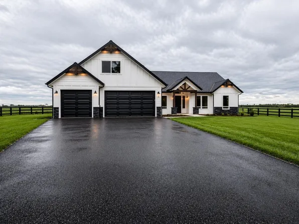 1533 W Remmick St, Hayden, ID 83835