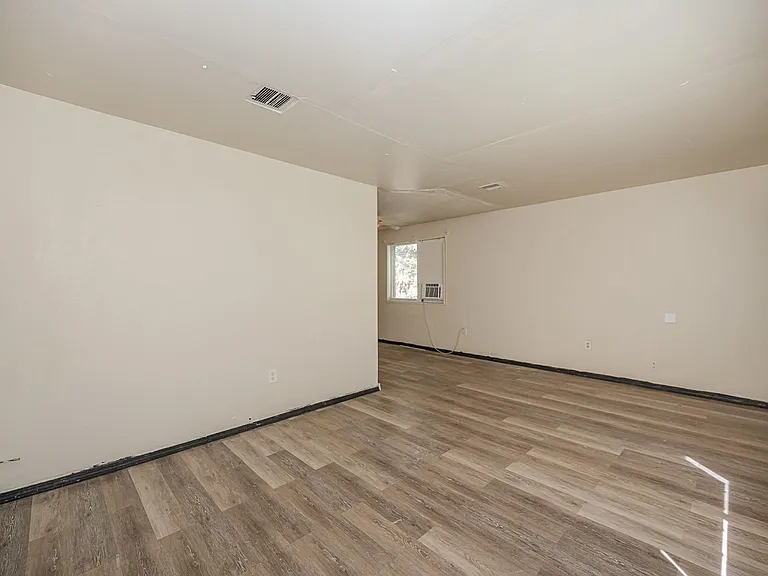 5715 Hodiamont Ave — Photo 23