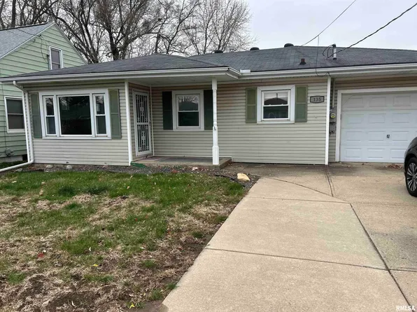 135 Jay St, East Peoria, IL 61611