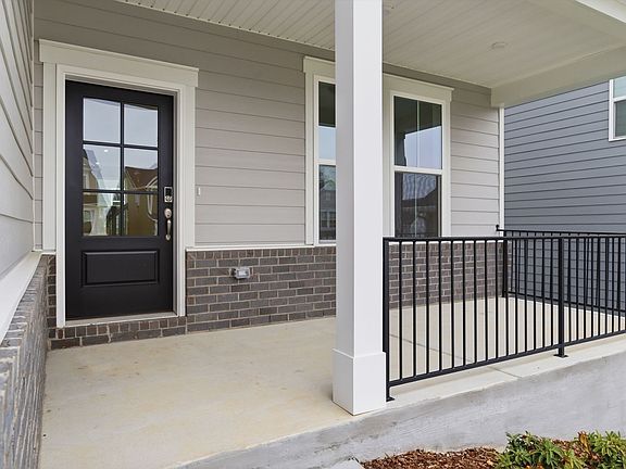 3rd image of 601 Godwin Ct