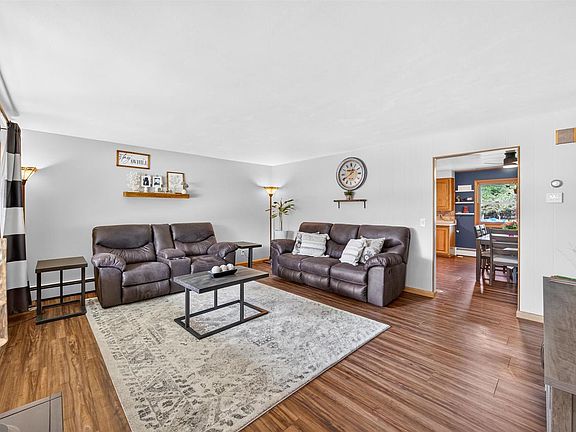 5th image of 3300 ALGOMA STREET