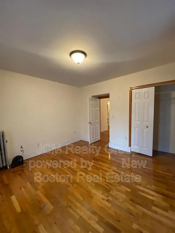 1 bed, 1.0 bath, 900 sqft, $2,150 — Photo 3