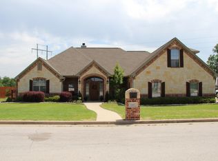 1105 Sparrow Dr, Decatur, TX 76234