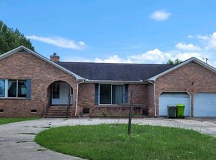 225 Jennie Collins Rd, Eastover, SC 29044