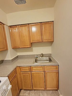 1st image of 2589 38th St #3R