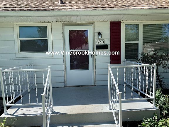 3rd image of 4750 Payton Ave