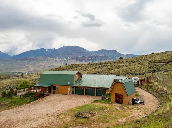 184 Whit Creek Rd, Cody, WY 82414