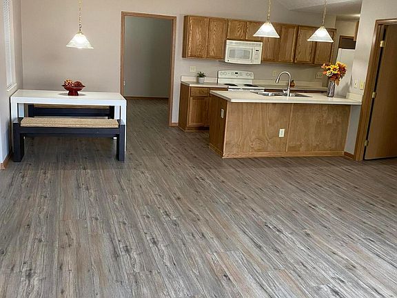 5th image of 6815 Newrock Dr #19