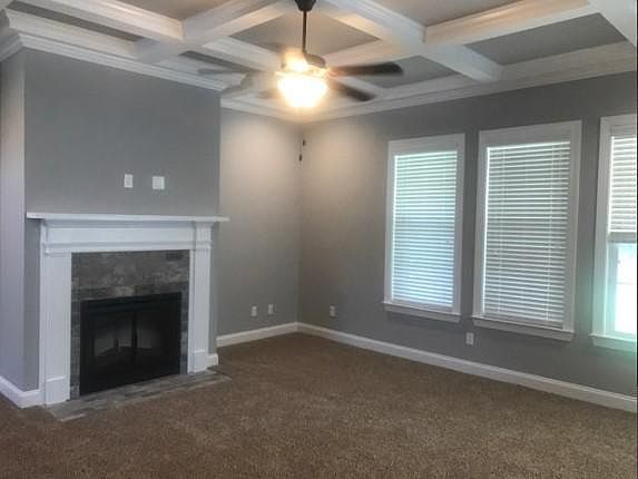 3rd image of 4068 Ellington Dr