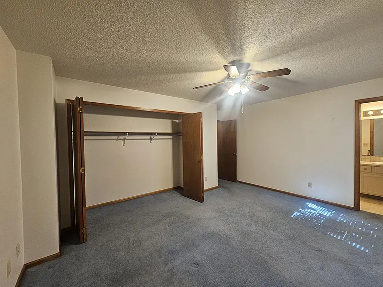 4323 W 9th Street Rd #19 — Photo 11