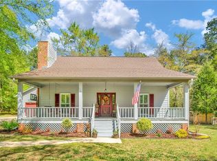 5382 Fisher Rd, Fayetteville, NC 28304