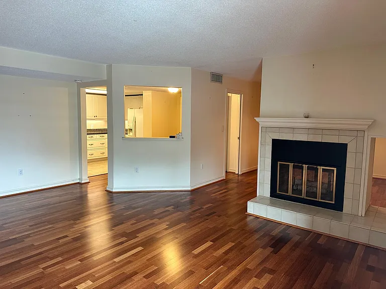 380 Place Ln #380 — Photo 12