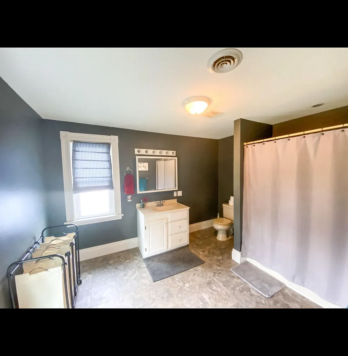 4 bed, 1762 sqft, $2,200 — Photo 1