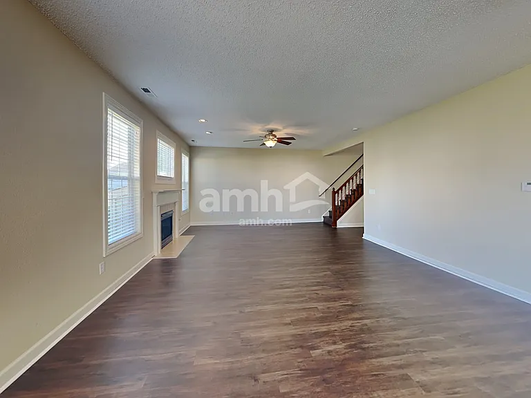 9734 Lomax Dr — Photo 6